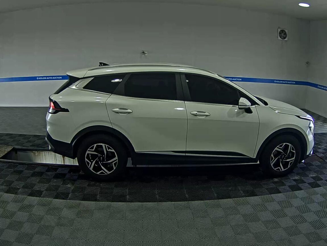 KIA THE ALL NEW SPORTAGE 2.0 DIESEL 2WD PRESTIGE 2022 - zdjęcie 4