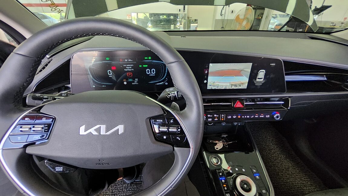 KIA THE ALL NEW NIRO 1.6 HEV PRESTIGE 2025 - zdjęcie 19