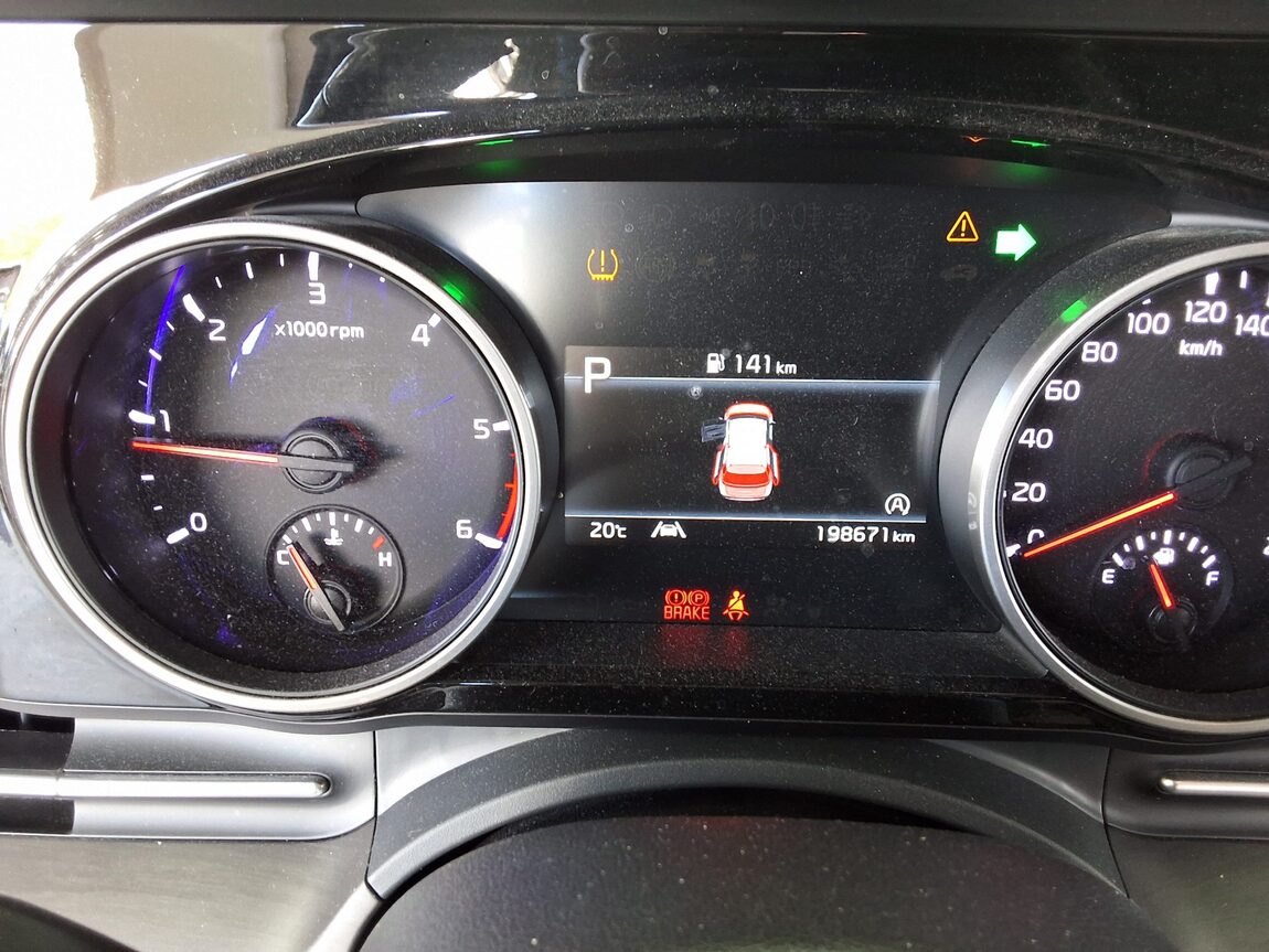 KIA NEW CARNIVAL (KA4) 9-SEATER DIESEL NOBLESSE 2022 - zdjęcie 9