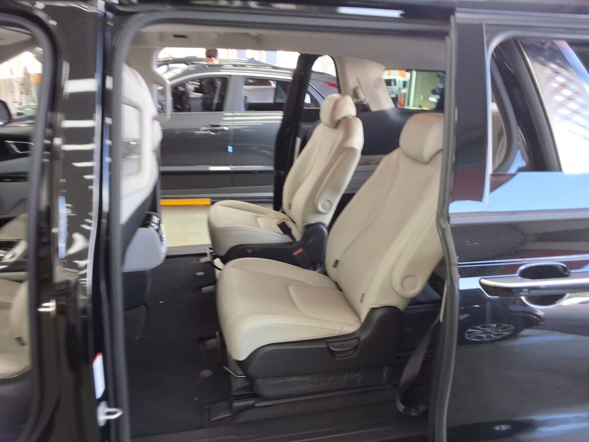 KIA NEW CARNIVAL (KA4) 9-SEATER DIESEL NOBLESSE 2022 - zdjęcie 12
