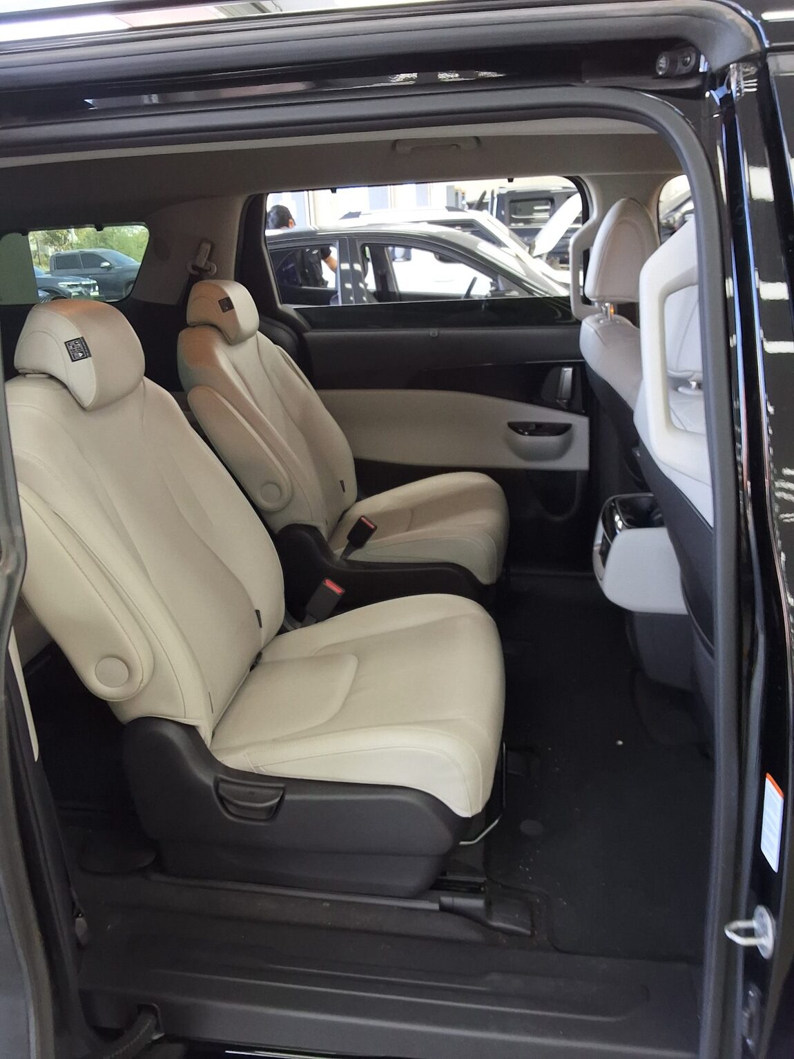 KIA NEW CARNIVAL (KA4) 9-SEATER DIESEL NOBLESSE 2022 - zdjęcie 13