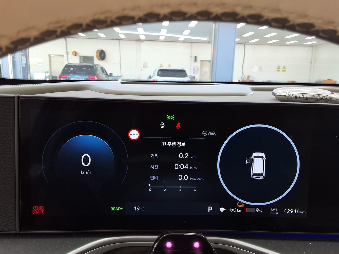 HYUNDAI IONIQ 9 EV AWD CALLIGRAPHY 2025 - zdjęcie 10