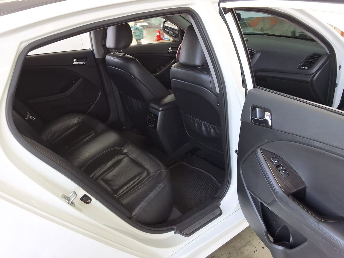 KIA K5 2.0 CVVT PRESTIGE 2012 - zdjęcie 13