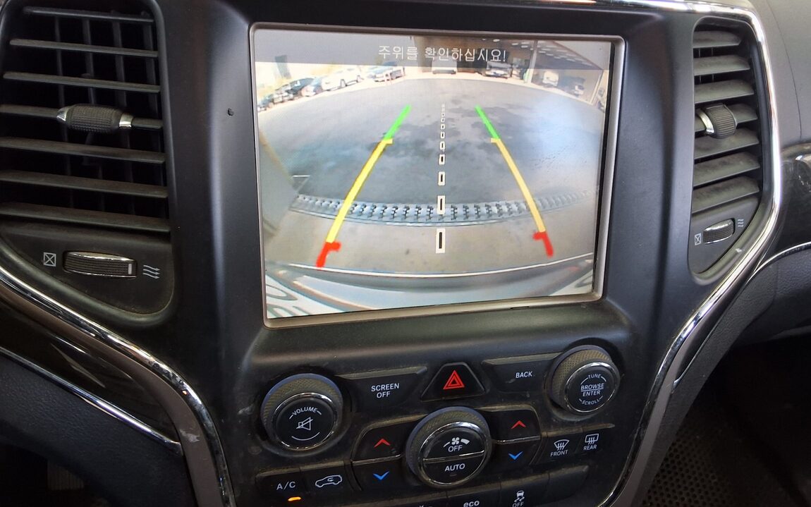 JEEP GRAND CHEROKEE (WK2) 3.0 V6 TURBO DIESEL OVERLAND 2014 - zdjęcie 19
