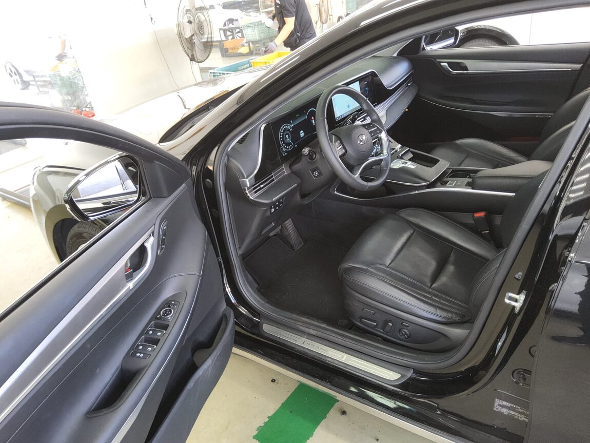 HYUNDAI THE NEW GRANDEUR IG GASOLINE 2.5 EXCLUSIVE 2023 - zdjęcie 10