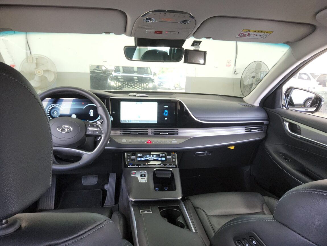 HYUNDAI THE NEW GRANDEUR IG GASOLINE 2.5 EXCLUSIVE 2023 - zdjęcie 11