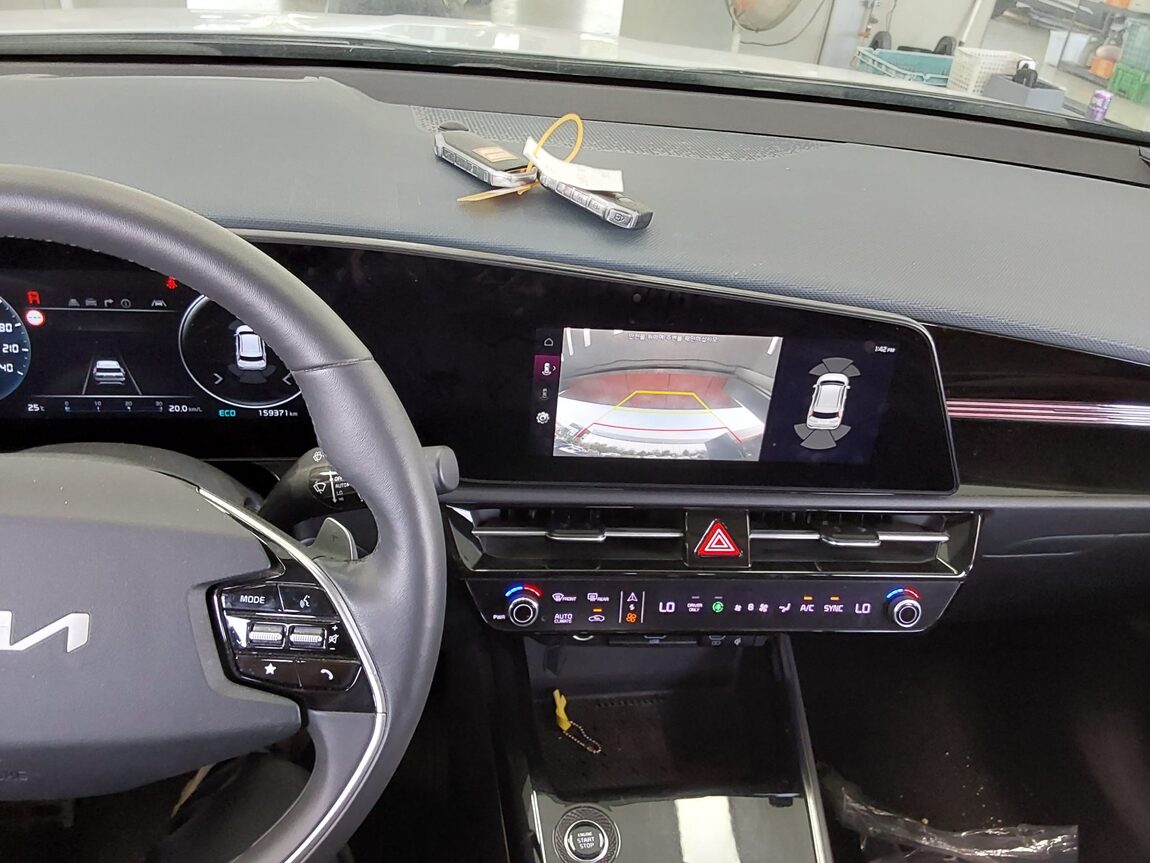 KIA THE ALL NEW NIRO 1.6 HEV SIGNATURE 2022 - zdjęcie 17