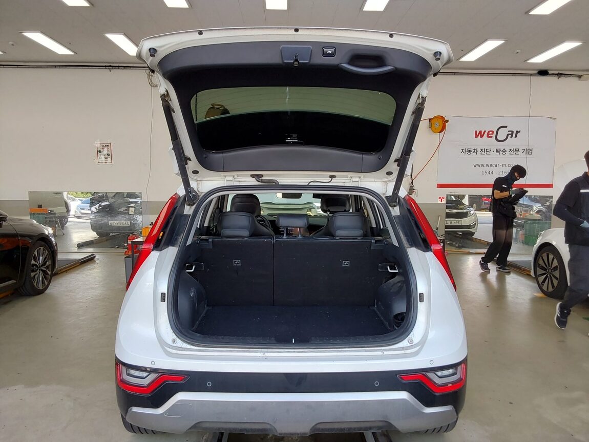 KIA THE ALL NEW NIRO 1.6 HEV SIGNATURE 2022 - zdjęcie 15