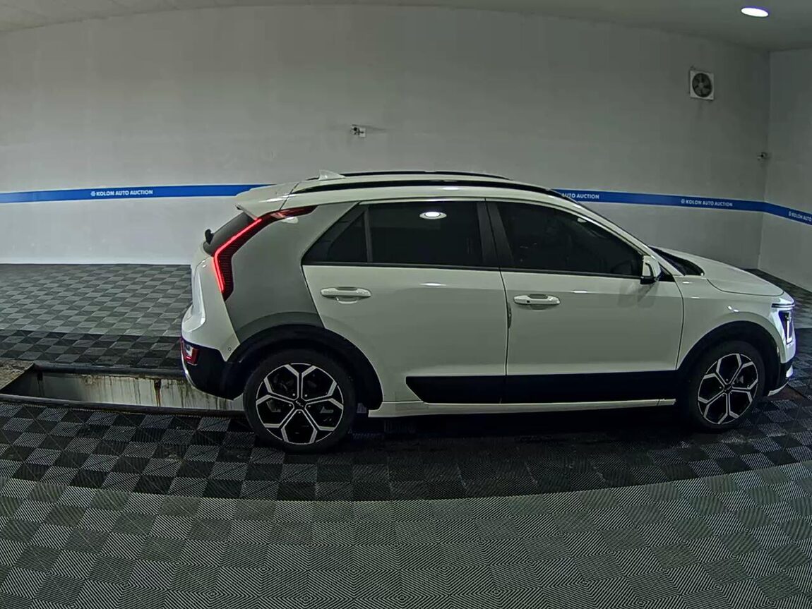 KIA THE ALL NEW NIRO 1.6 HEV SIGNATURE 2022 - zdjęcie 4