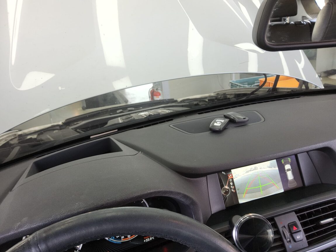 BMW X3 (2ND GEN) 20d xDRIVE HIGH 2014 - zdjęcie 18