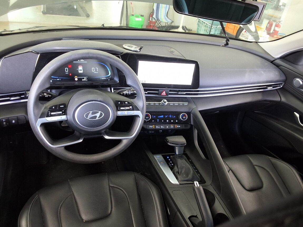 HYUNDAI THE NEW AVANTE (CN7) GASOLINE 1.6 SMART 2025 - zdjęcie 11