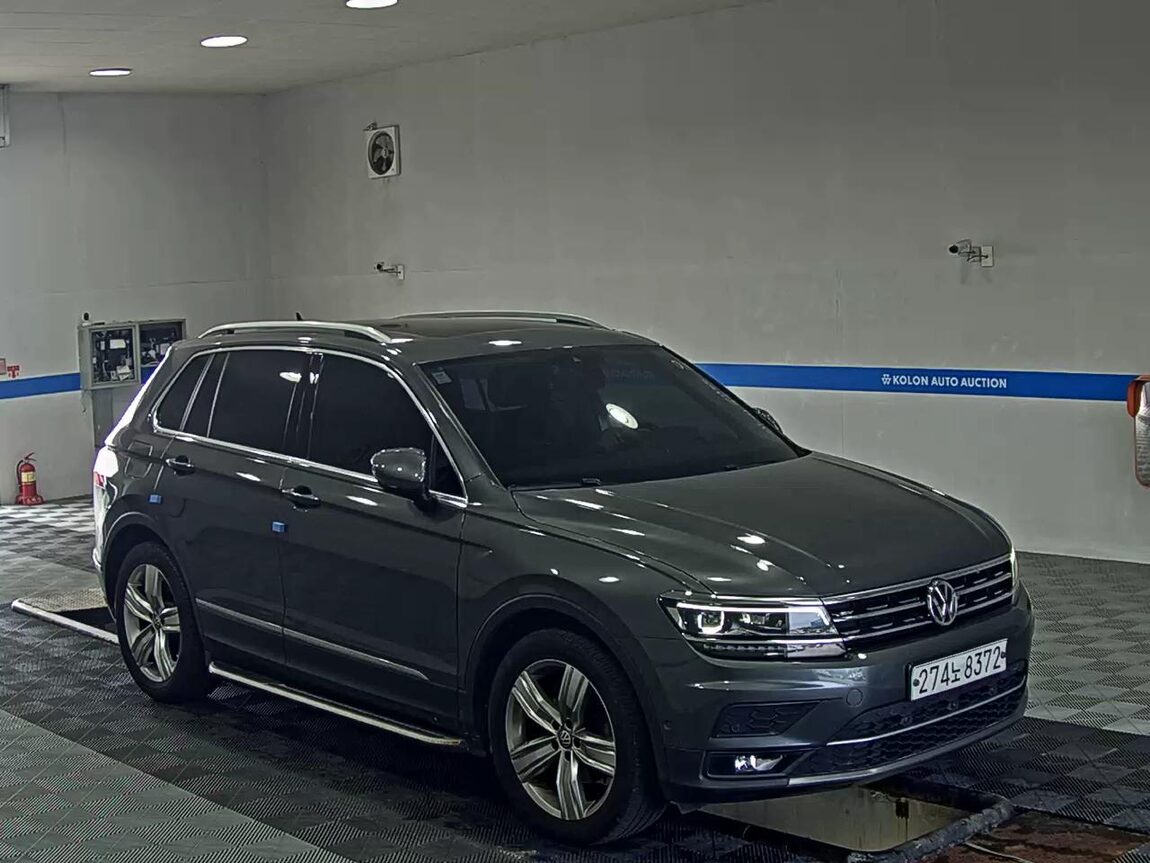 VOLKSWAGEN TIGUAN (2ND GEN) 2.0 TDI 4MOTION PRESTIGE 2020 - zdjęcie 3
