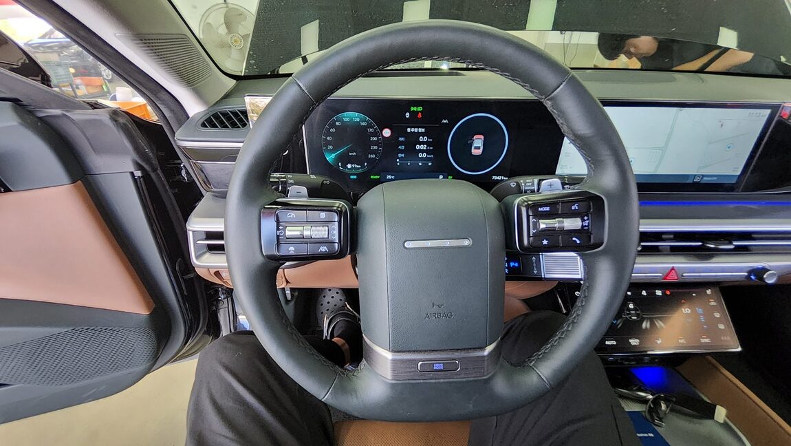 HYUNDAI THE ALL NEW GRANDEUR HYBRID 1.6 HYBRID EXCLUSIVE 2025 - zdjęcie 17