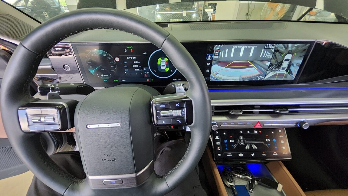 HYUNDAI THE ALL NEW GRANDEUR HYBRID 1.6 HYBRID EXCLUSIVE 2025 - zdjęcie 19