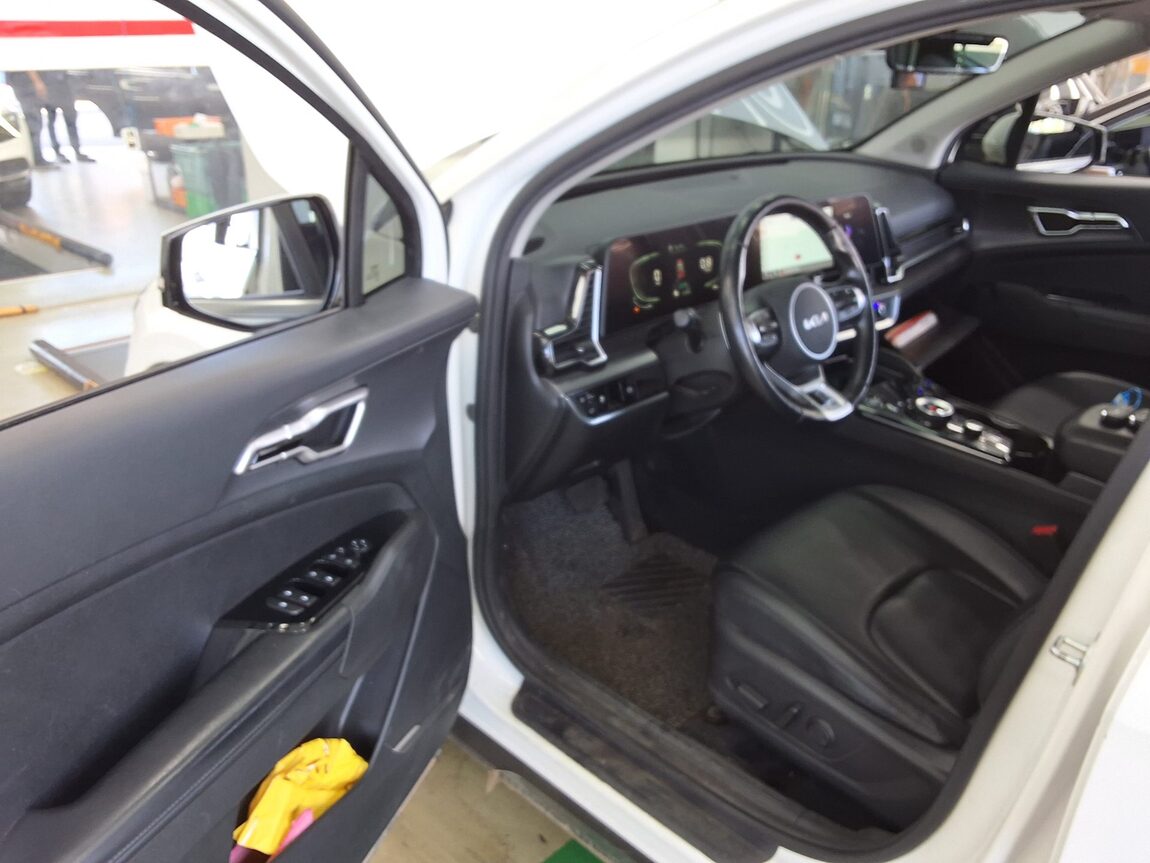 KIA THE ALL NEW SPORTAGE 2.0 DIESEL 2WD NOBLESSE 2022 - zdjęcie 10