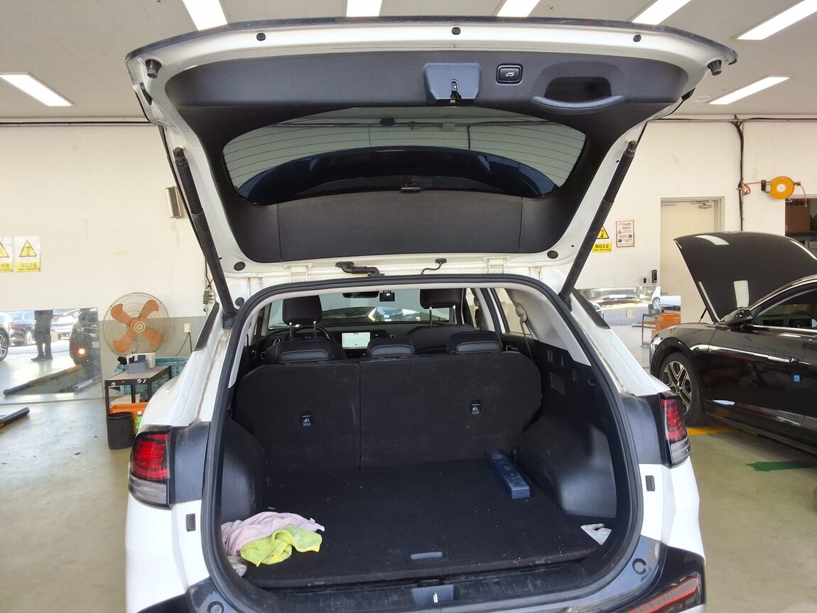 KIA THE ALL NEW SPORTAGE 2.0 DIESEL 2WD NOBLESSE 2022 - zdjęcie 15