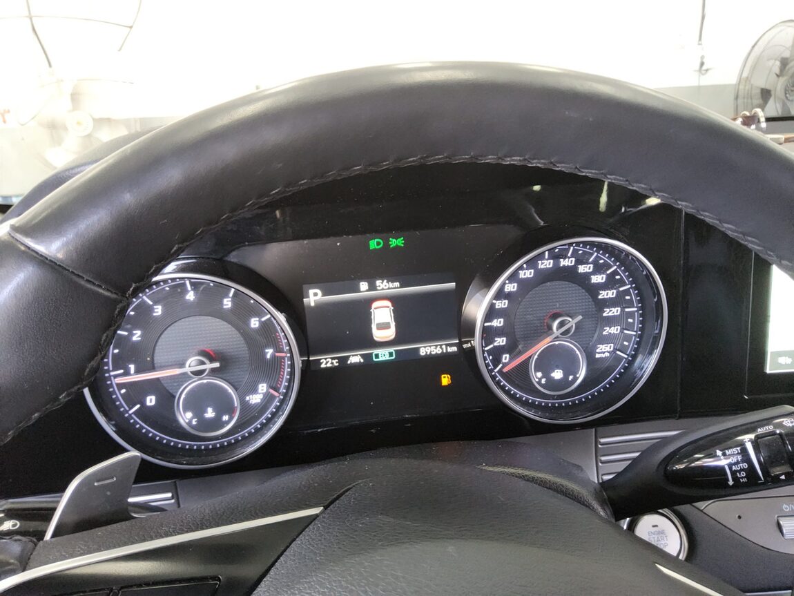 HYUNDAI THE NEW GRANDEUR IG GASOLINE 2.5 PREMIUM 2022 - zdjęcie 9