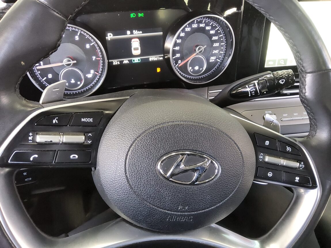 HYUNDAI THE NEW GRANDEUR IG GASOLINE 2.5 PREMIUM 2022 - zdjęcie 17