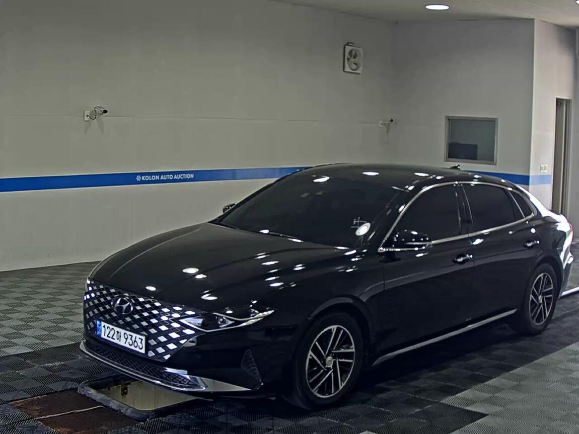 HYUNDAI THE NEW GRANDEUR IG GASOLINE 2.5 PREMIUM 2022 - zdjęcie 2