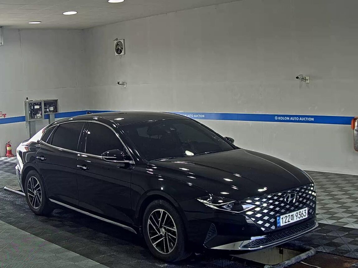 HYUNDAI THE NEW GRANDEUR IG GASOLINE 2.5 PREMIUM 2022 - zdjęcie 3