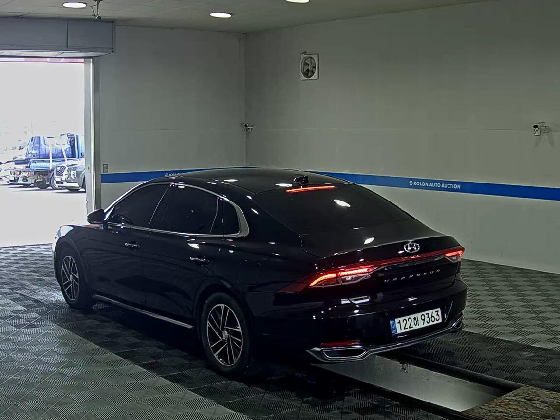 HYUNDAI THE NEW GRANDEUR IG GASOLINE 2.5 PREMIUM 2022 - zdjęcie 6