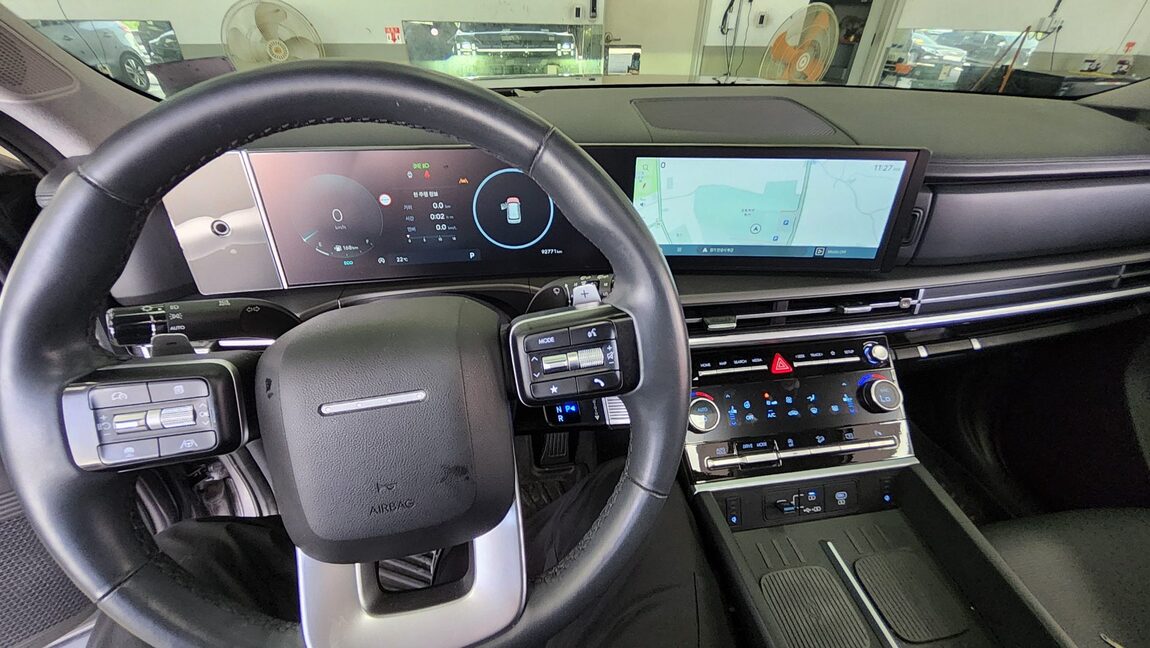 HYUNDAI THE ALL NEW SANTA FE GASOLINE 2.5 2WD PRESTIGE 2024 - zdjęcie 18