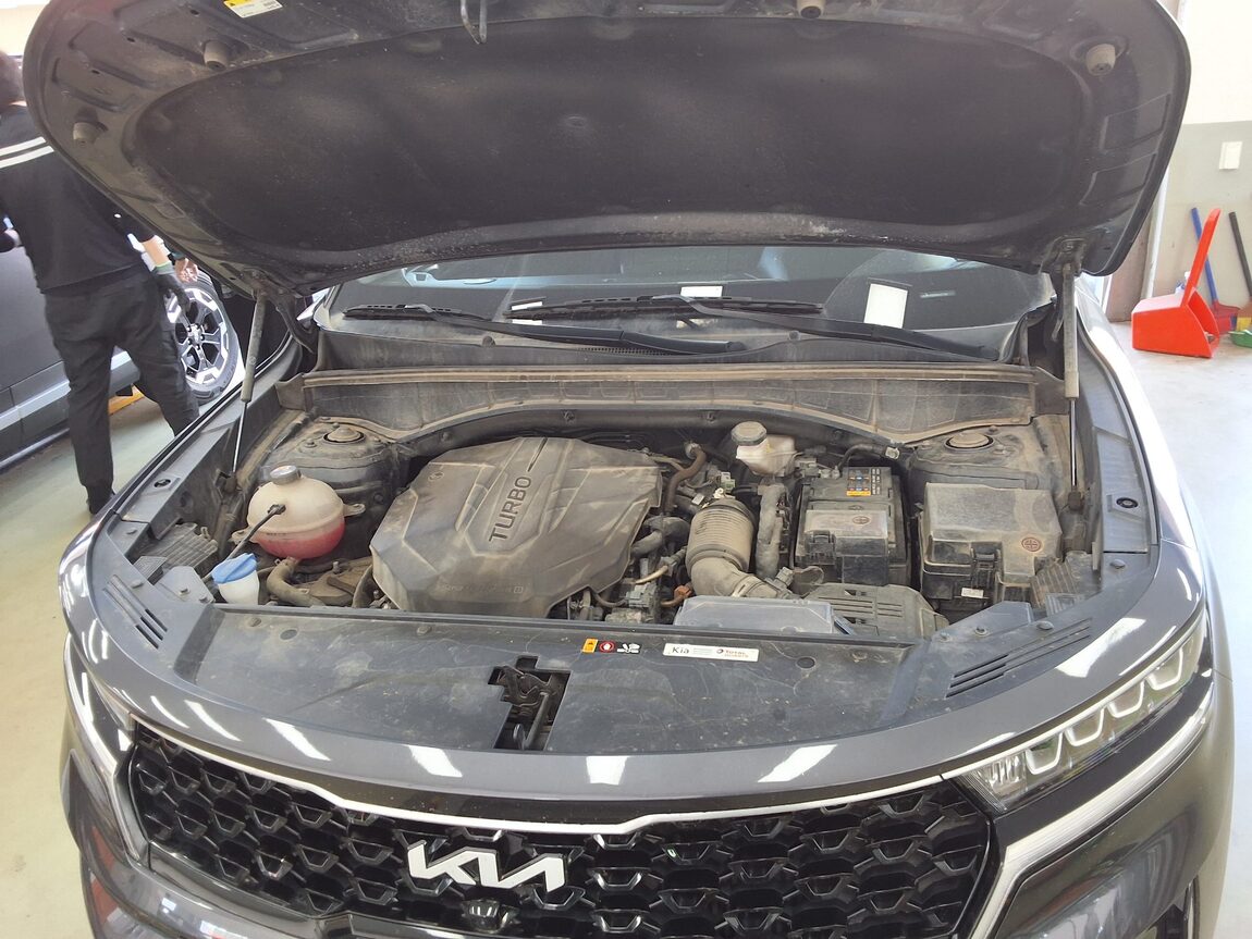 KIA NEW SORENTO (MQ4) 2.2 DIESEL 4WD NOBLESSE 2022 - zdjęcie 18