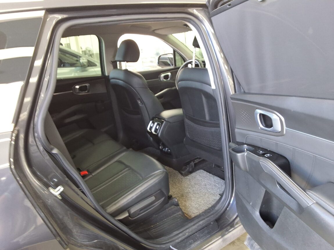 KIA NEW SORENTO (MQ4) 2.2 DIESEL 4WD NOBLESSE 2022 - zdjęcie 13