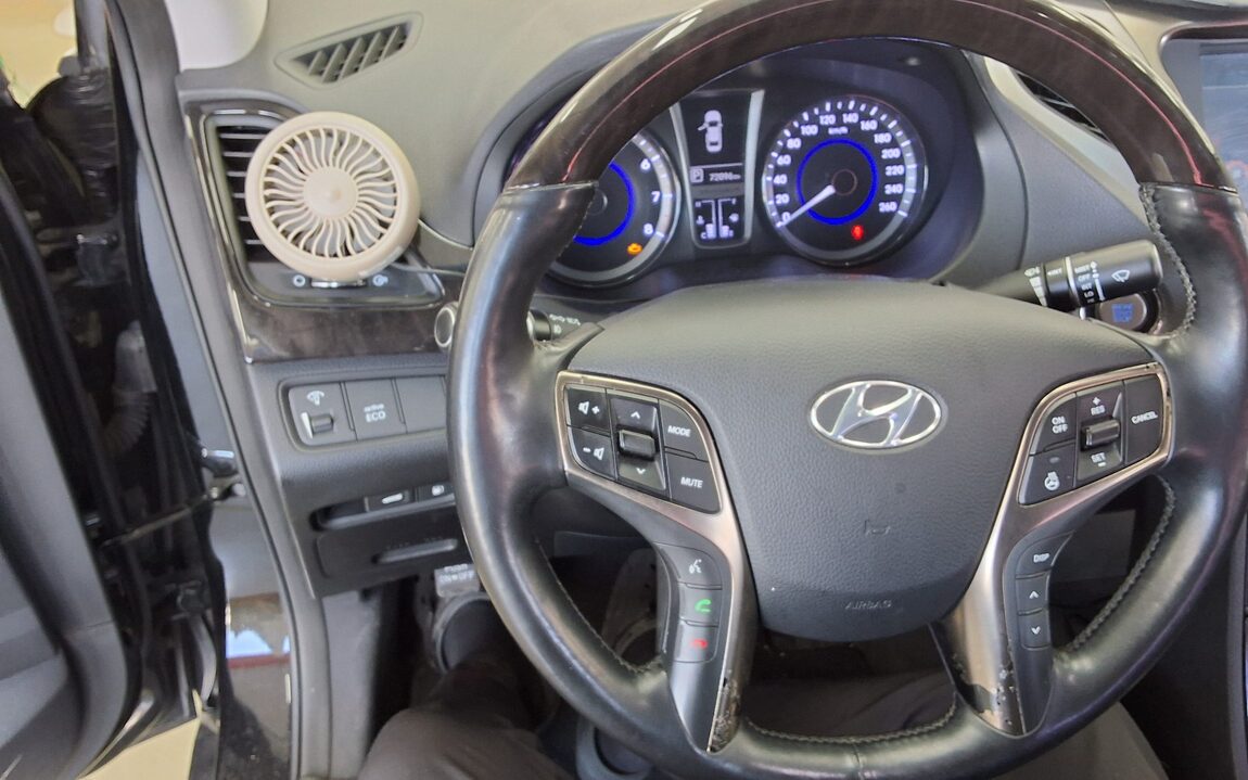 HYUNDAI GRANDEUR HG HG 300 PRIME 2012 - zdjęcie 17