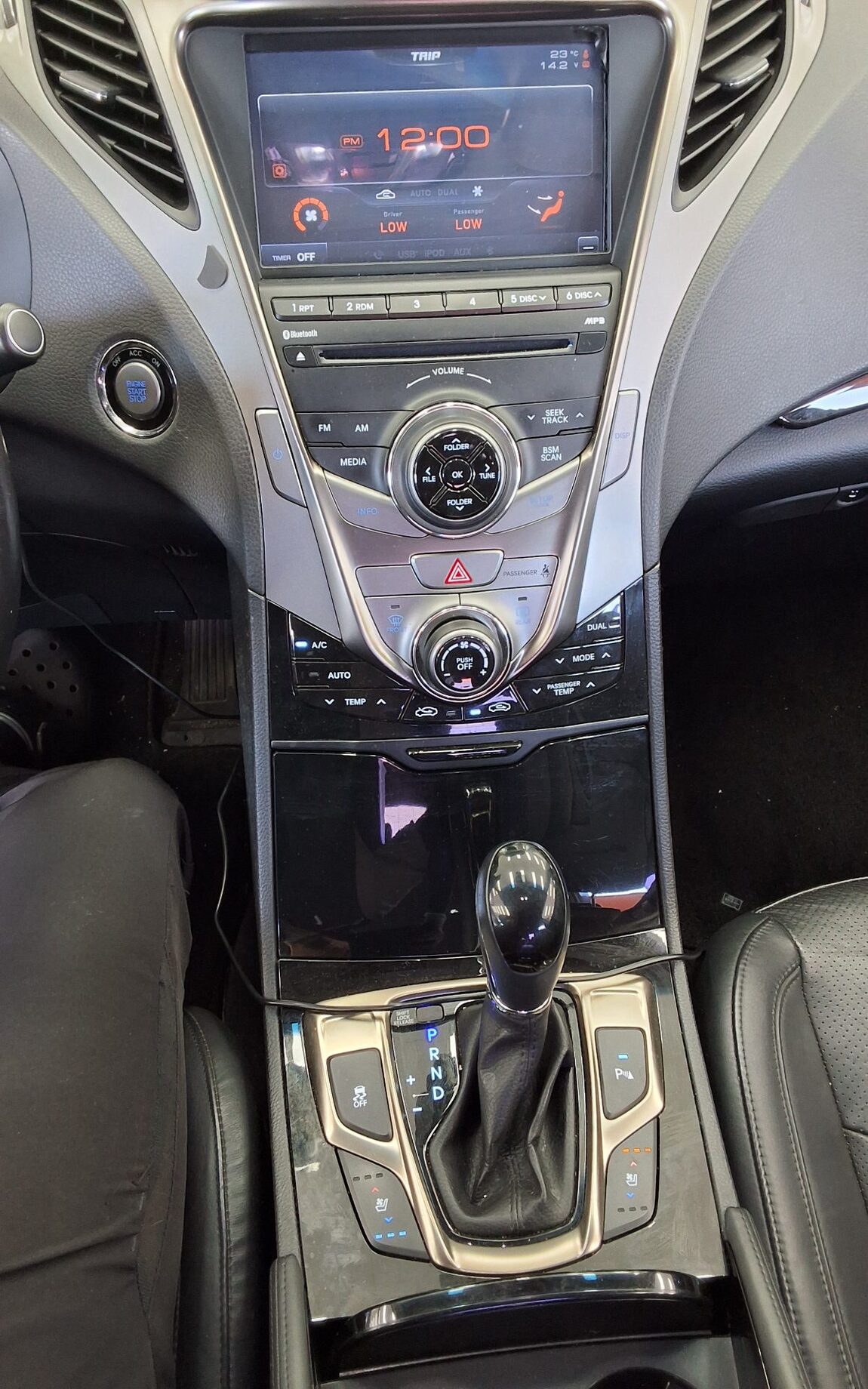 HYUNDAI GRANDEUR HG HG 300 PRIME 2012 - zdjęcie 18