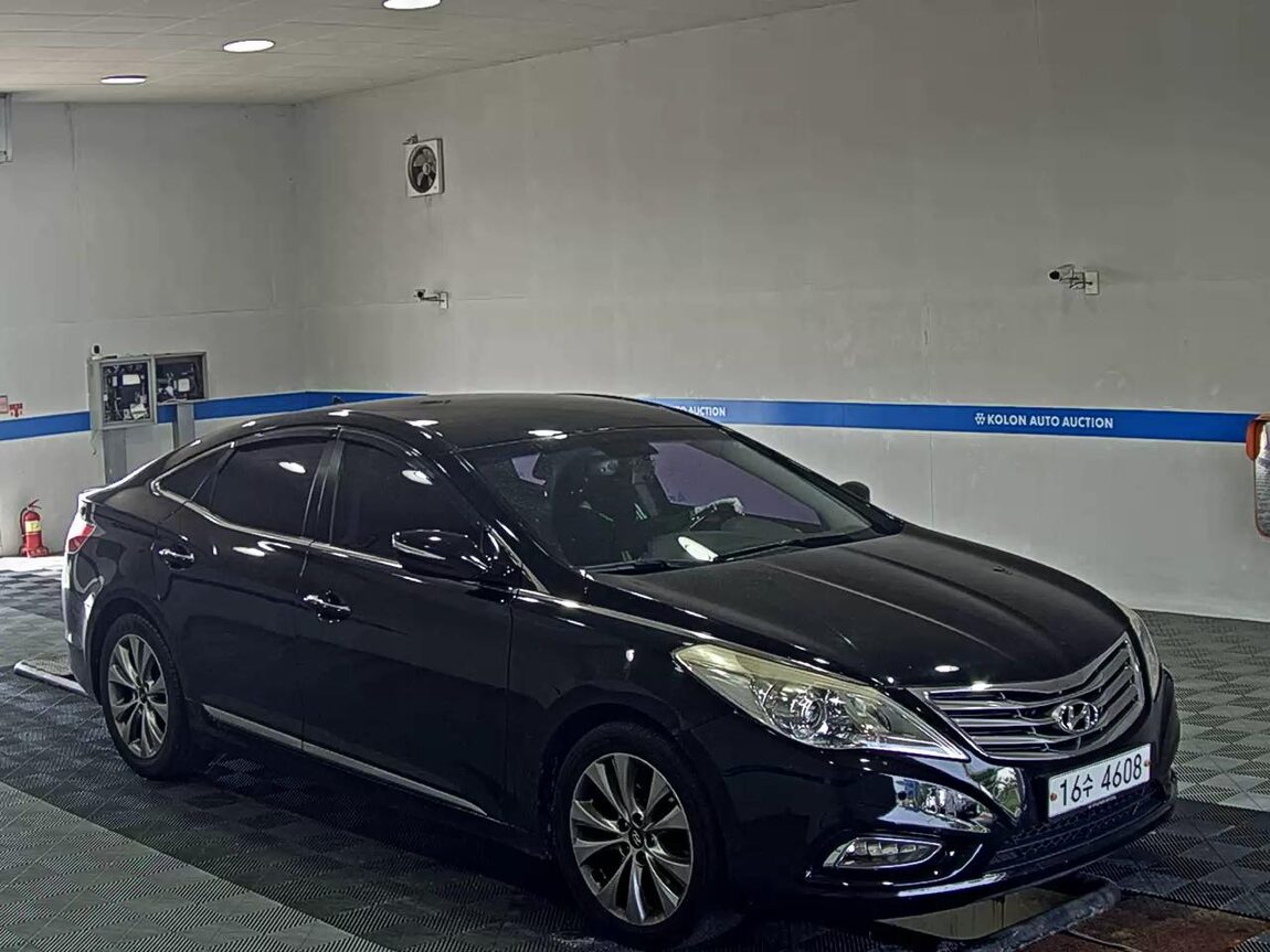 HYUNDAI GRANDEUR HG HG 300 PRIME 2012 - zdjęcie 3
