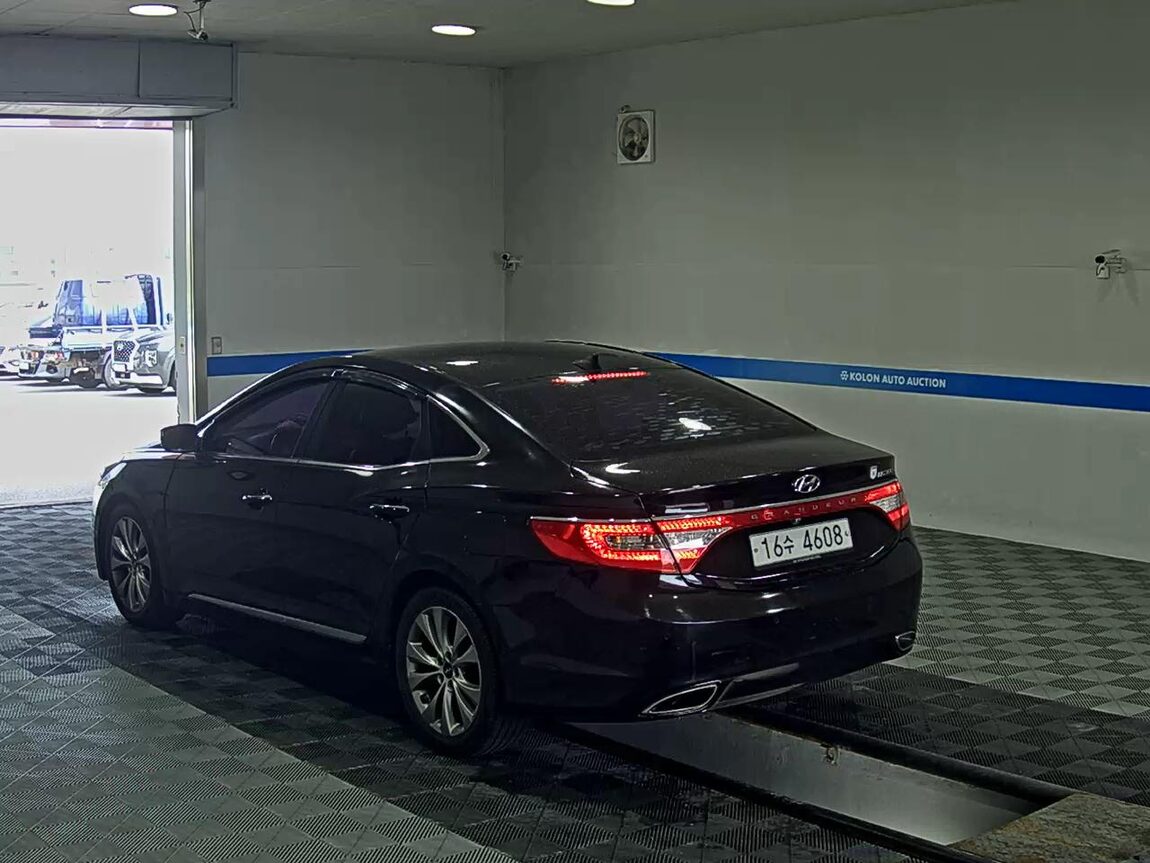 HYUNDAI GRANDEUR HG HG 300 PRIME 2012 - zdjęcie 6