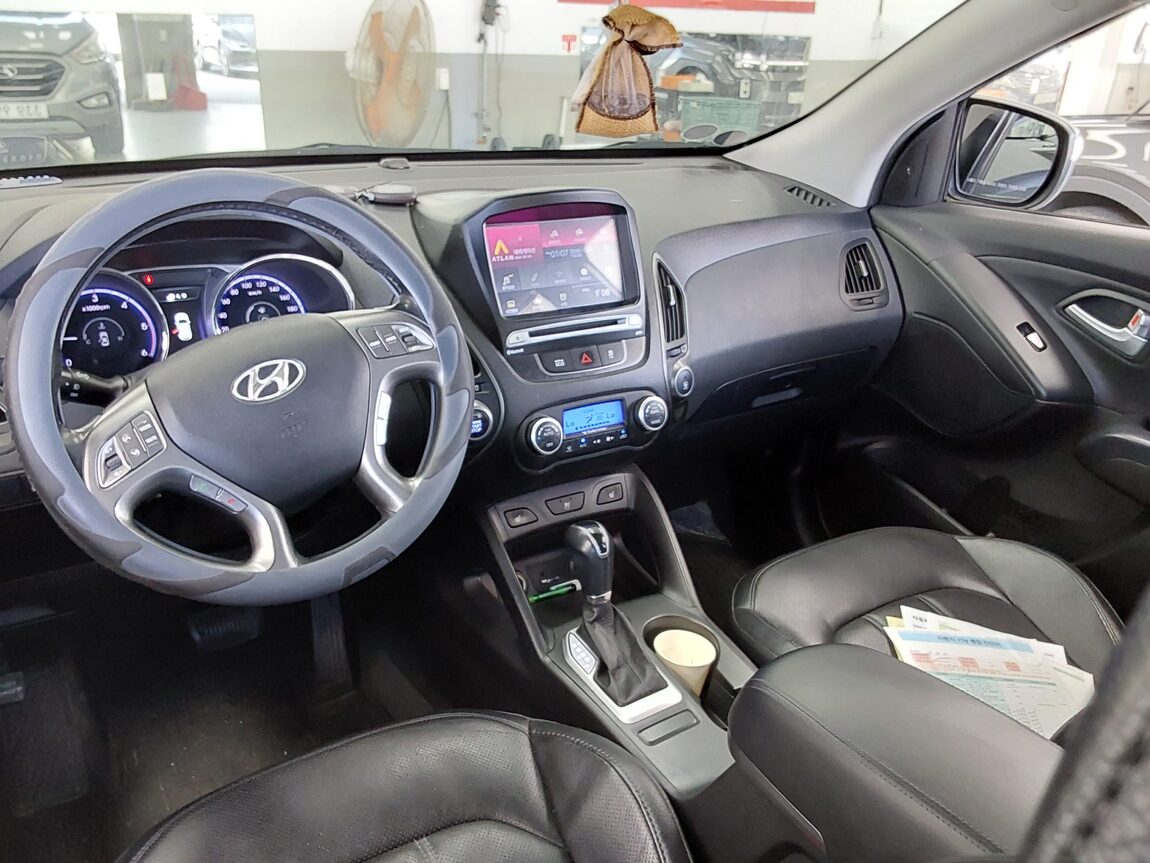 HYUNDAI NEW TUCSON ix DIESEL R2.0 2WD MODERN 2014 - zdjęcie 11