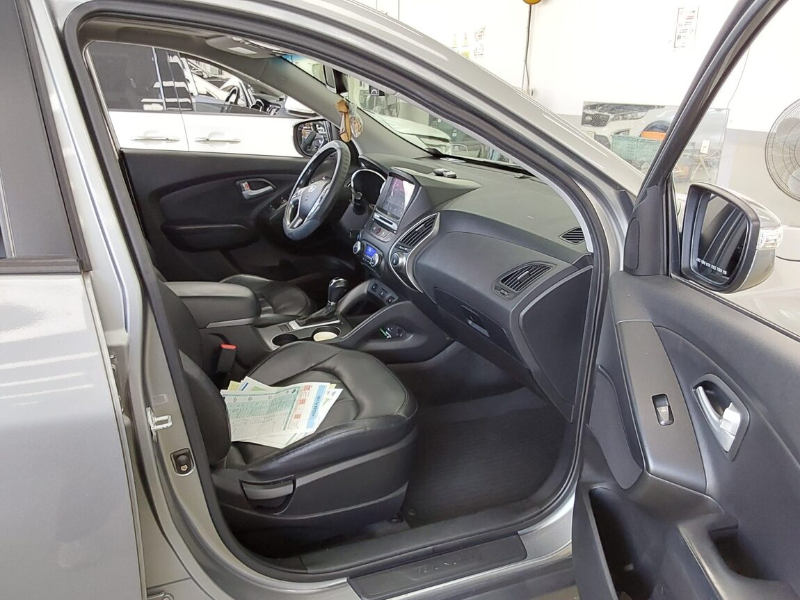 HYUNDAI NEW TUCSON ix DIESEL R2.0 2WD MODERN 2014 - zdjęcie 14