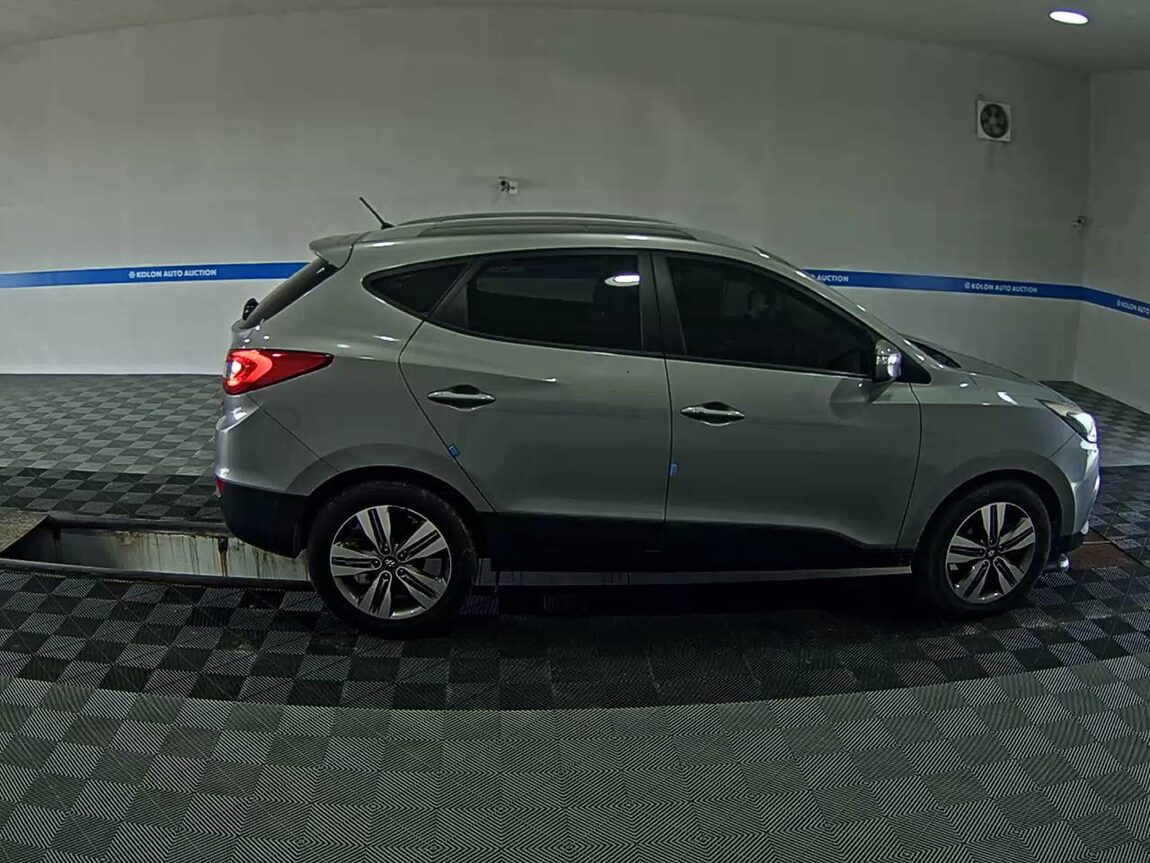 HYUNDAI NEW TUCSON ix DIESEL R2.0 2WD MODERN 2014 - zdjęcie 4