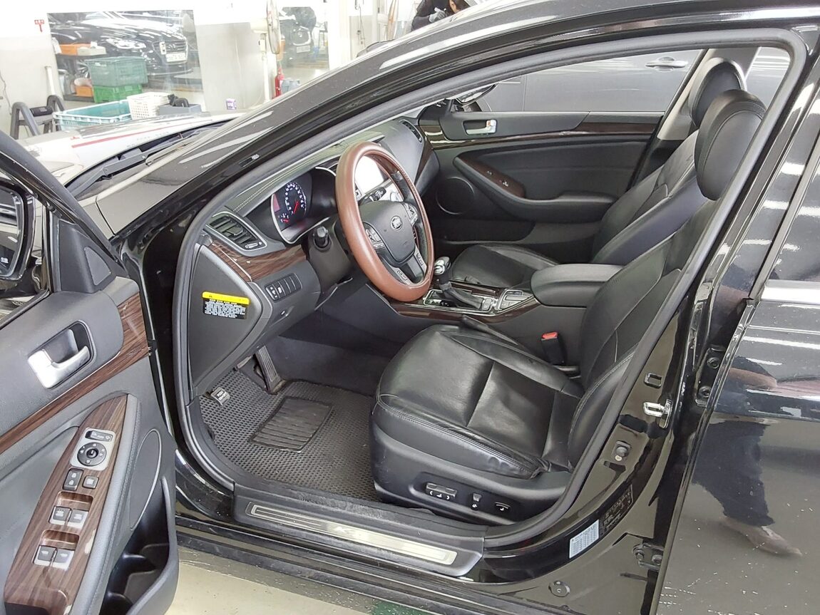 KIA THE NEW K7 2.4 GDI PRESTIGE 2015 - zdjęcie 10