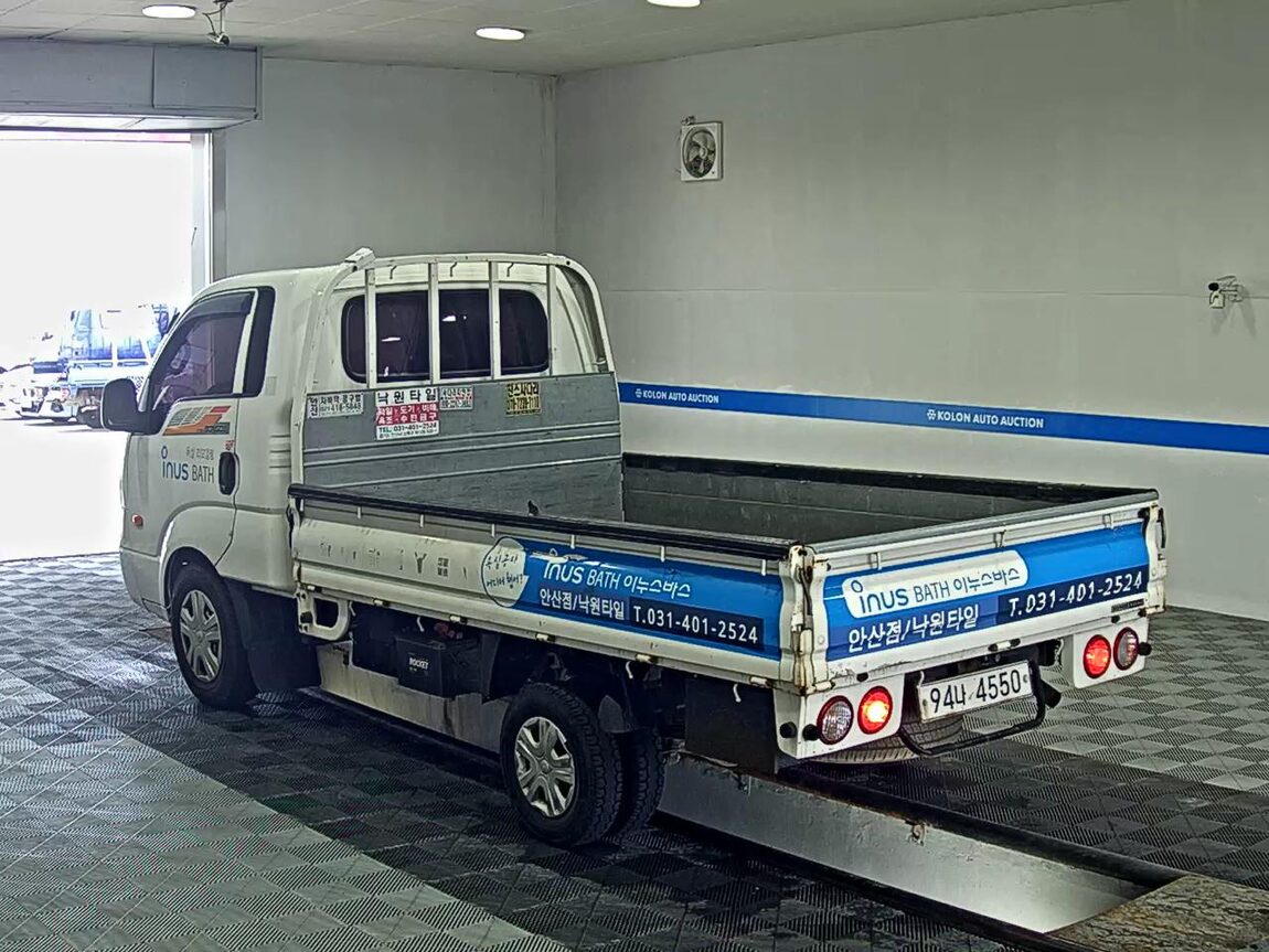 KIA BONGO III CARGO CRDi KING CAB EXTRA LONG WHEELBASE 2017 - zdjęcie 6