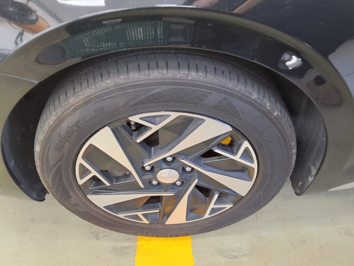 HYUNDAI THE NEW GRANDEUR IG HYBRID 2.4 HEV LE BLANC 2023 - zdjęcie 29