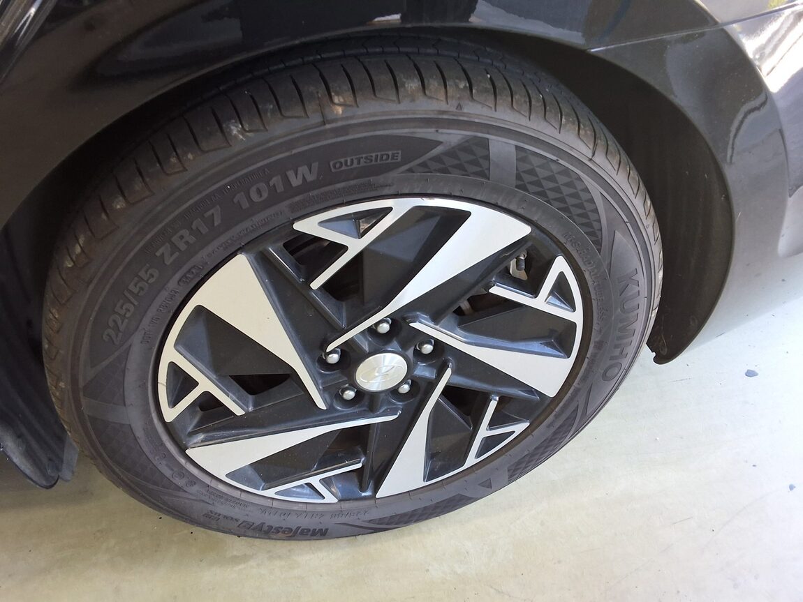 HYUNDAI THE NEW GRANDEUR IG HYBRID 2.4 HEV LE BLANC 2023 - zdjęcie 31