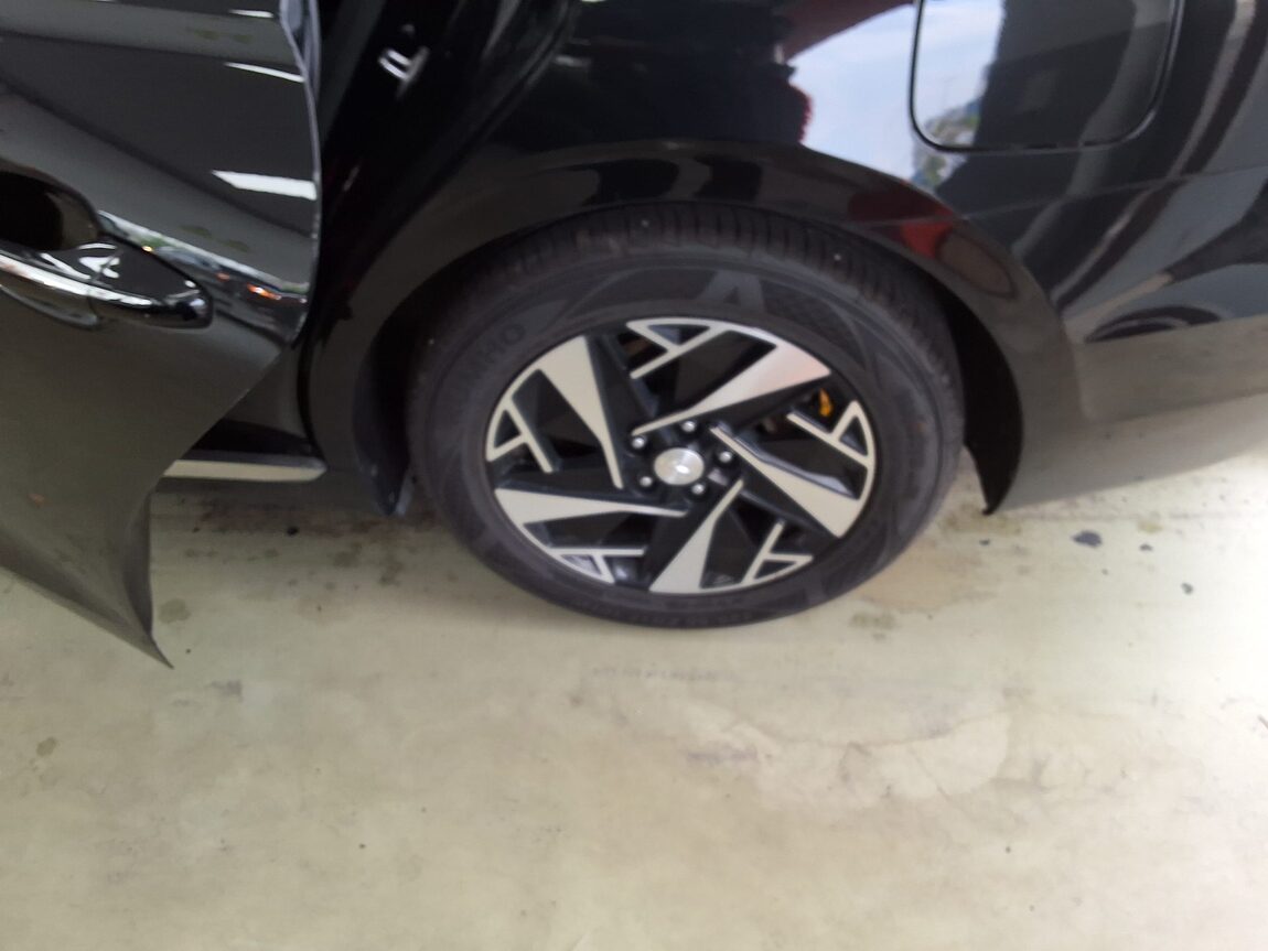 HYUNDAI THE NEW GRANDEUR IG HYBRID 2.4 HEV LE BLANC 2023 - zdjęcie 32