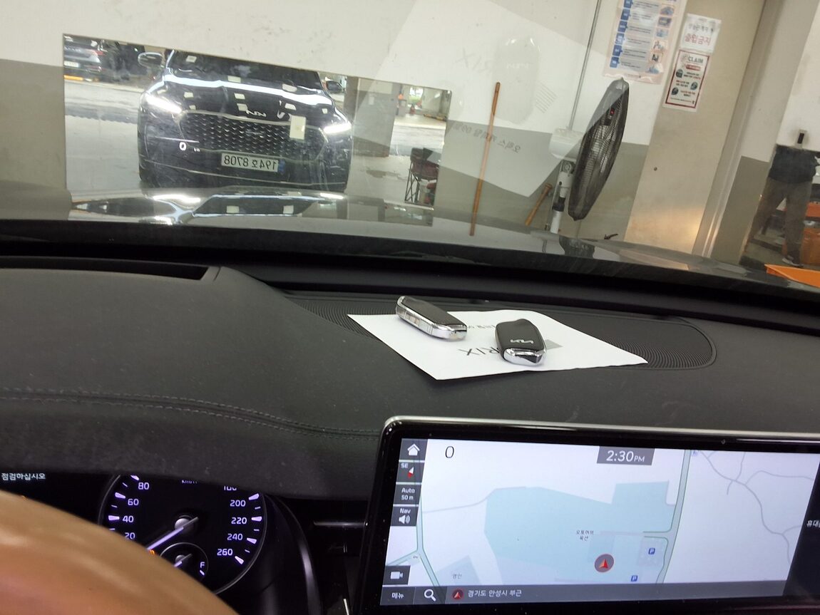 KIA THE NEW K9 (RJ) 3.8 GASOLINE PLATINUM 2022 - zdjęcie 30