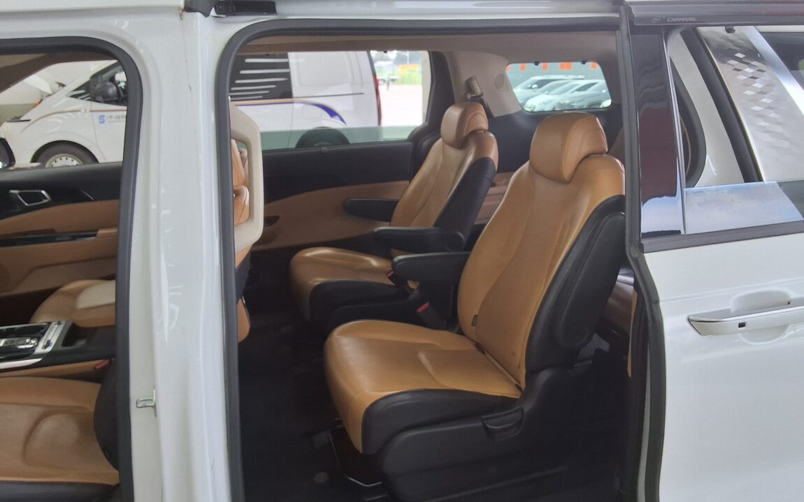 KIA NEW CARNIVAL (KA4) 9-SEATER DIESEL NOBLESSE 2023 - zdjęcie 16