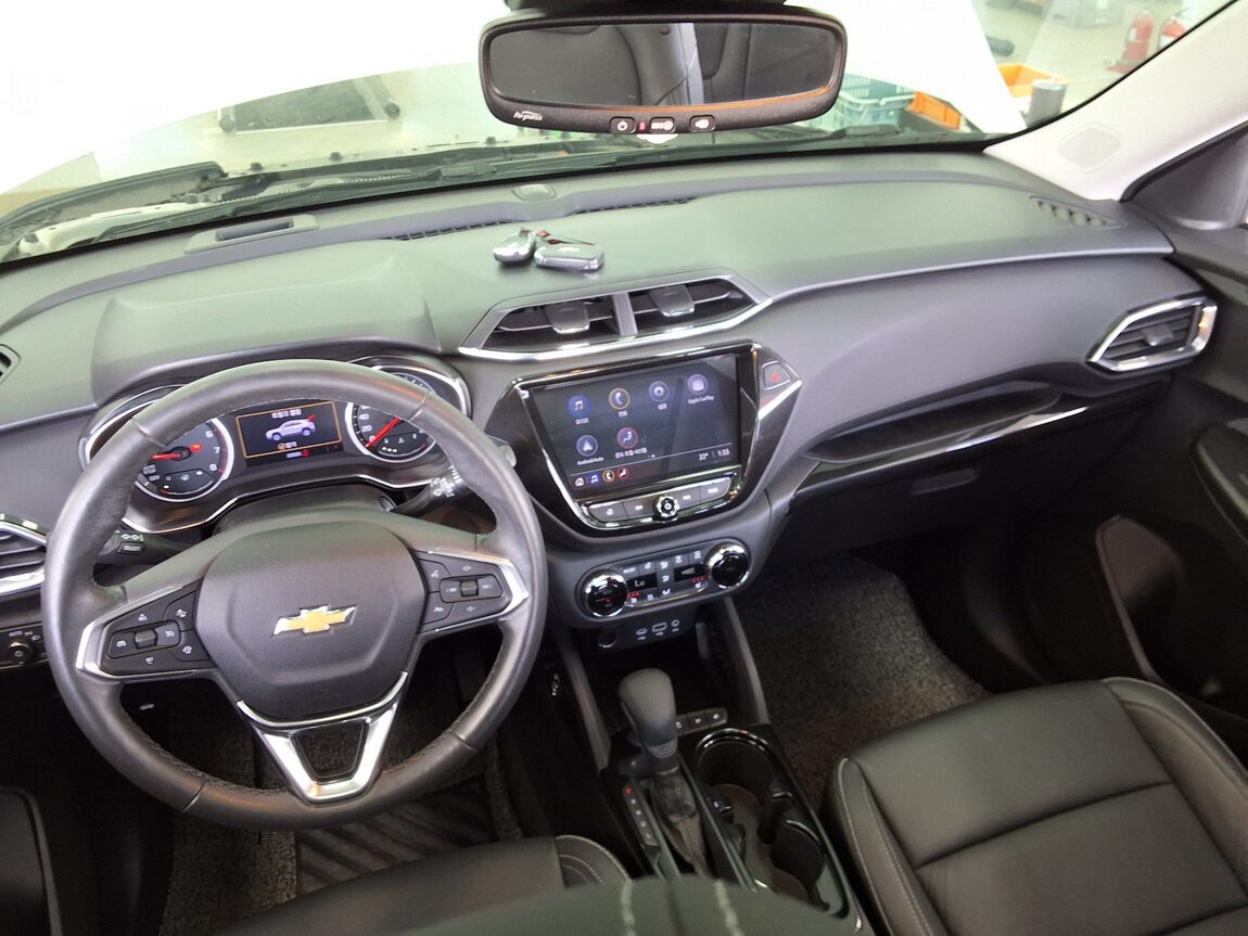 CHEVROLET (DAEWOO) TRAILBLAZER 1.35 GASOLINE PREMIER 2021 - zdjęcie 11