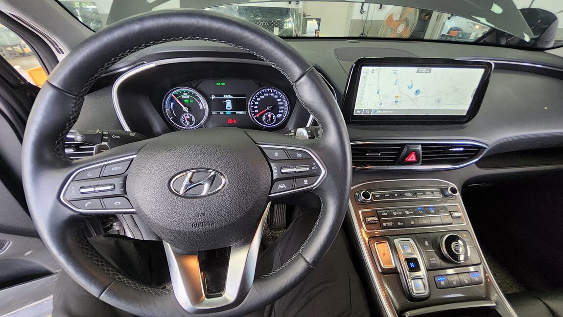 HYUNDAI THE NEW SANTA FE HYBRID 1.6 HEV 2WD PRESTIGE 2022 - zdjęcie 18