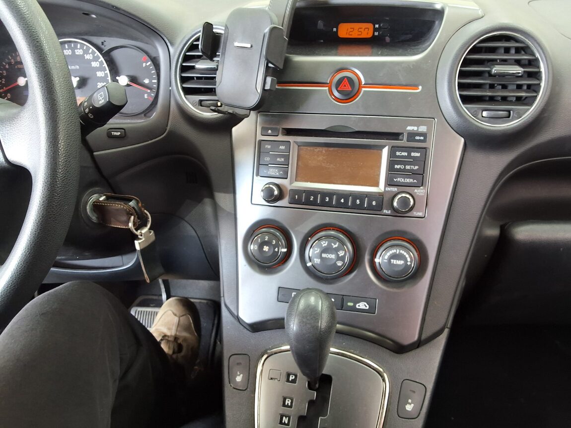 KIA NEW CARENS 2.0 LPI GX LUXURY MODEL 2013 - zdjęcie 24