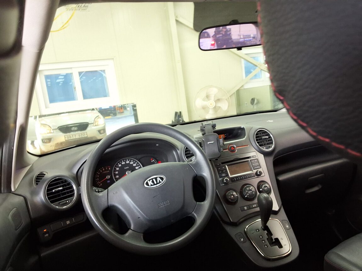 KIA NEW CARENS 2.0 LPI GX LUXURY MODEL 2013 - zdjęcie 12