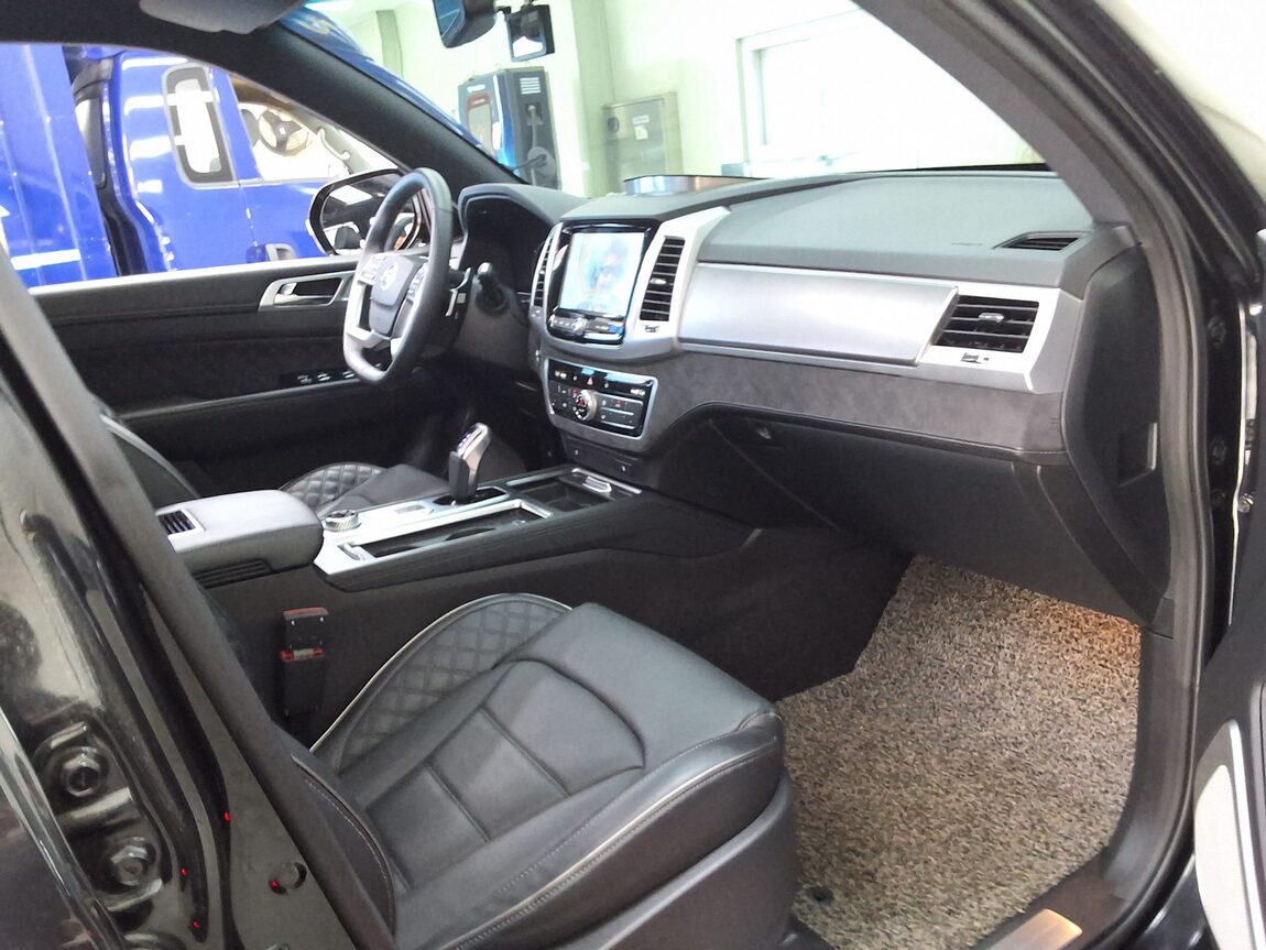 KG MOBILITY (SSANGYONG) ALL NEW REXTON 2.2 4WD THE BLACK 2023 - zdjęcie 15
