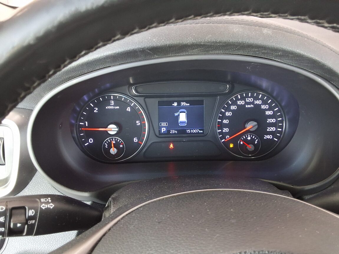 KIA THE NEW SORENTO DIESEL R2.0 2WD NOBLESSE 2019 - zdjęcie 9