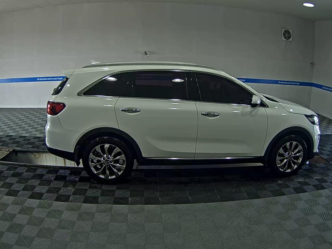 KIA THE NEW SORENTO DIESEL R2.0 2WD NOBLESSE 2019 - zdjęcie 4