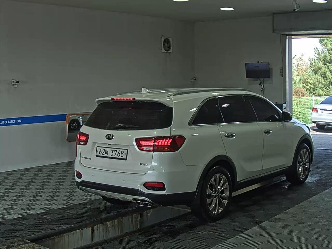 KIA THE NEW SORENTO DIESEL R2.0 2WD NOBLESSE 2019 - zdjęcie 5